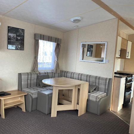 3 Bedroom 8 Berth Standard Basic Caravans With Hot Tub,Mountain Bikes Tattershall Exterior photo