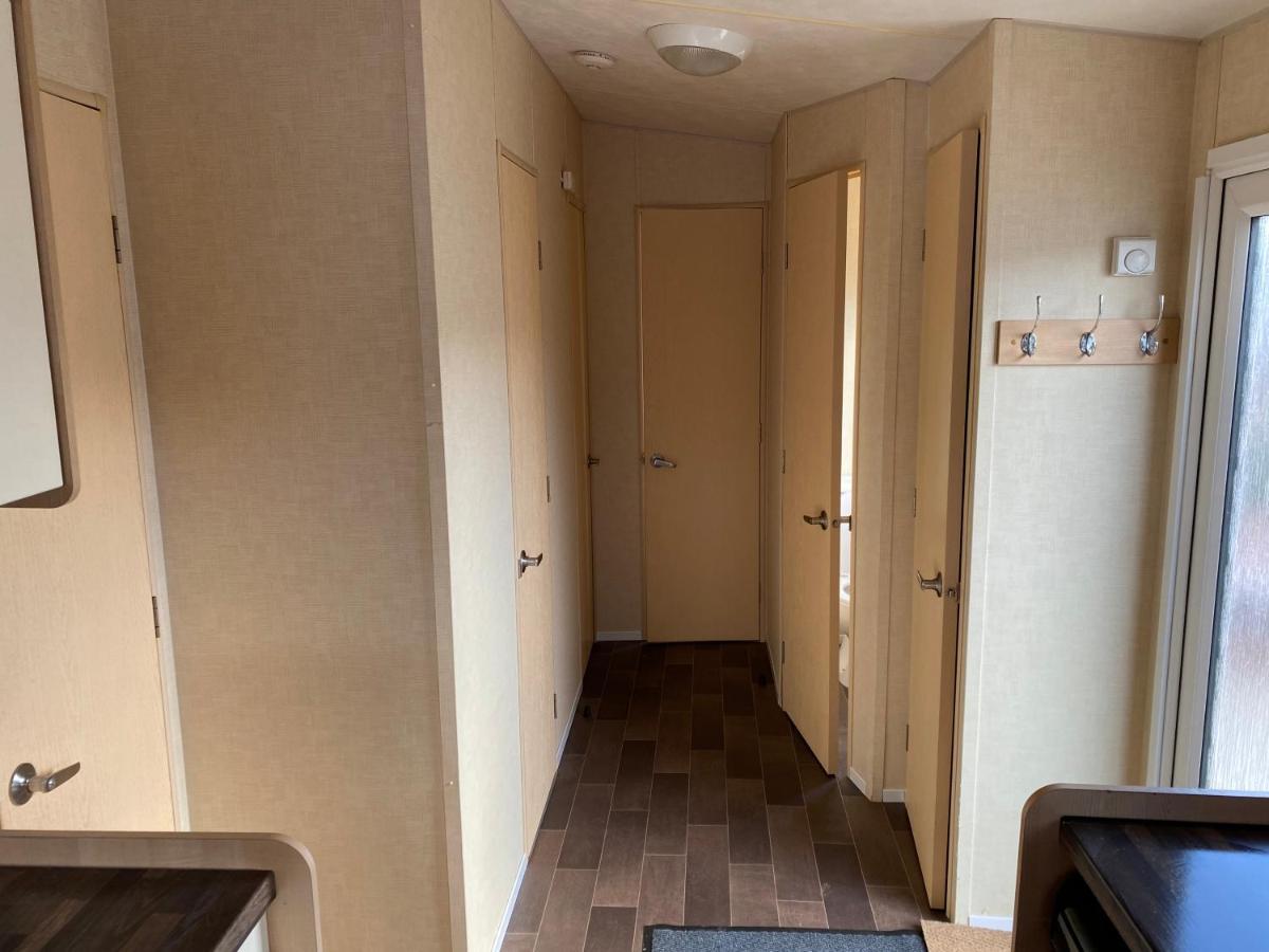 3 Bedroom 8 Berth Standard Basic Caravans With Hot Tub,Mountain Bikes Tattershall Exterior photo