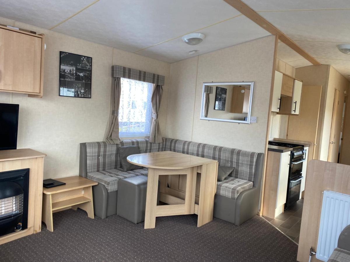 3 Bedroom 8 Berth Standard Basic Caravans With Hot Tub,Mountain Bikes Tattershall Exterior photo